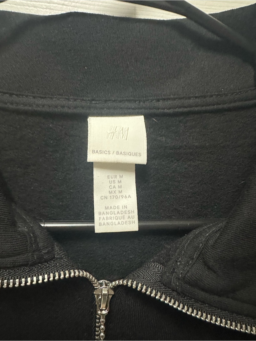 H&M - Picture 2 of 2